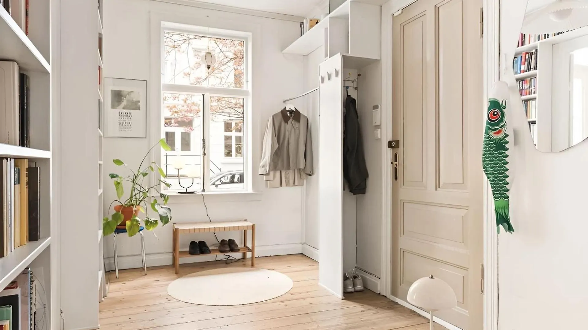 Prime Location - Charming Bergen City Apartment